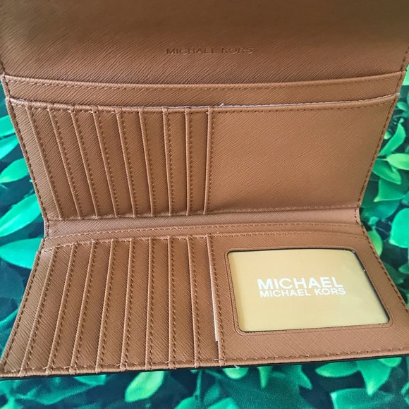 Michael Kors Jet Set Card Trifold Wallet Brown New - Picture 6 of 8